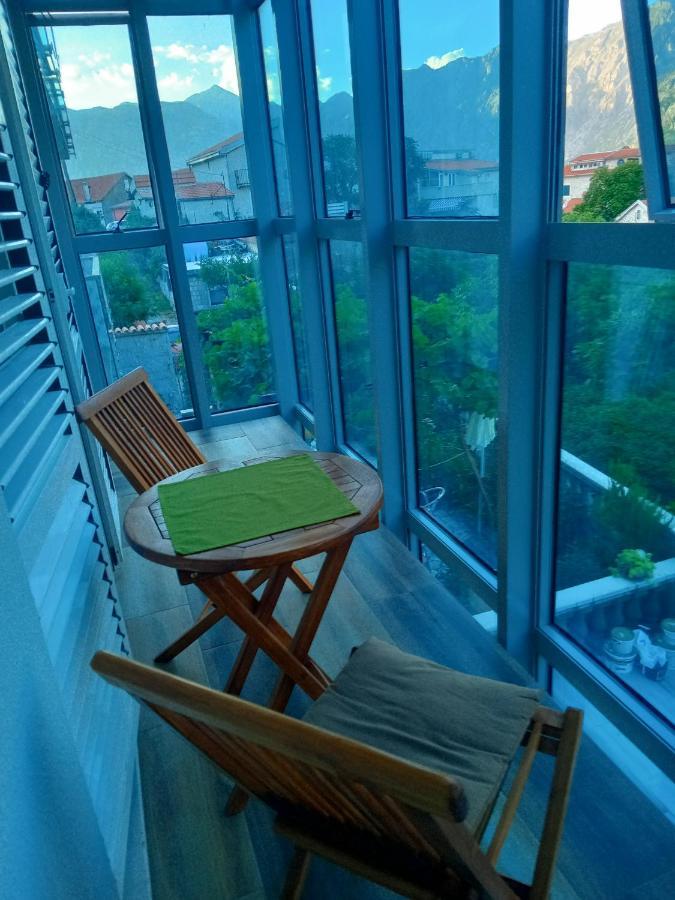 Apartments With Sea View In Prcanj Котор Екстер'єр фото